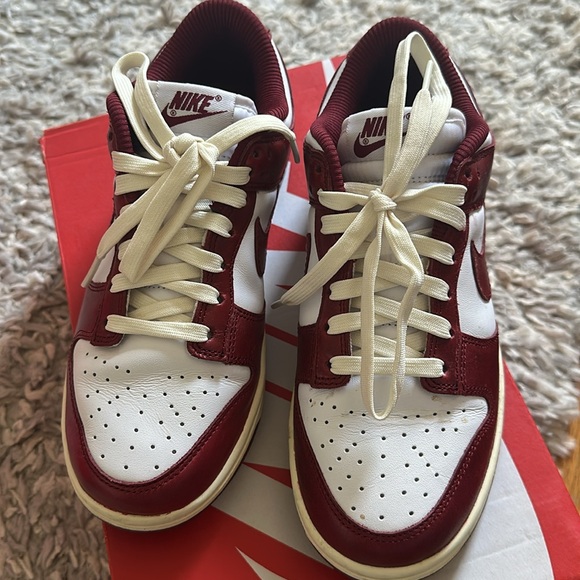 Nike dunks - Picture 2 of 13